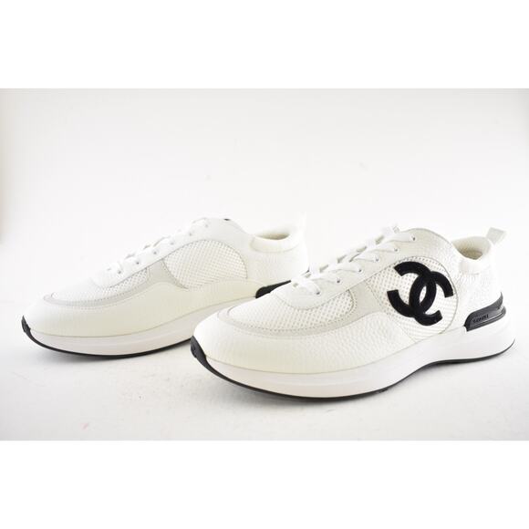 Chanel 21S Mens White Black Leather CC Logo Lace Low Top Trainer Sneaker 44 11 - Picture 11 of 14